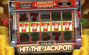 Pengguna menikmati permainan togel online melalui ponsel dengan antarmuka responsif